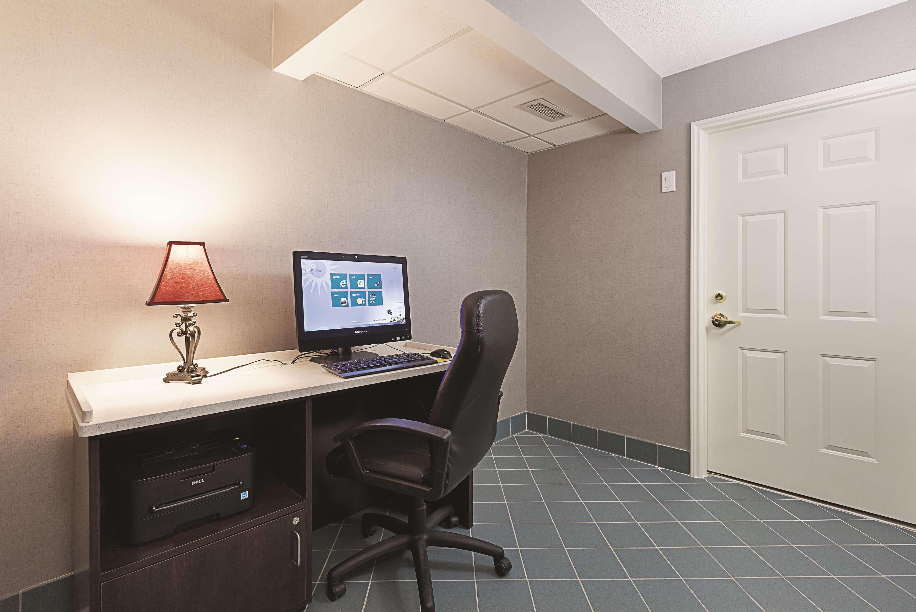 La Quinta By Wyndham Raleigh Durham Intl Ap Hotel Morrisville Exterior photo