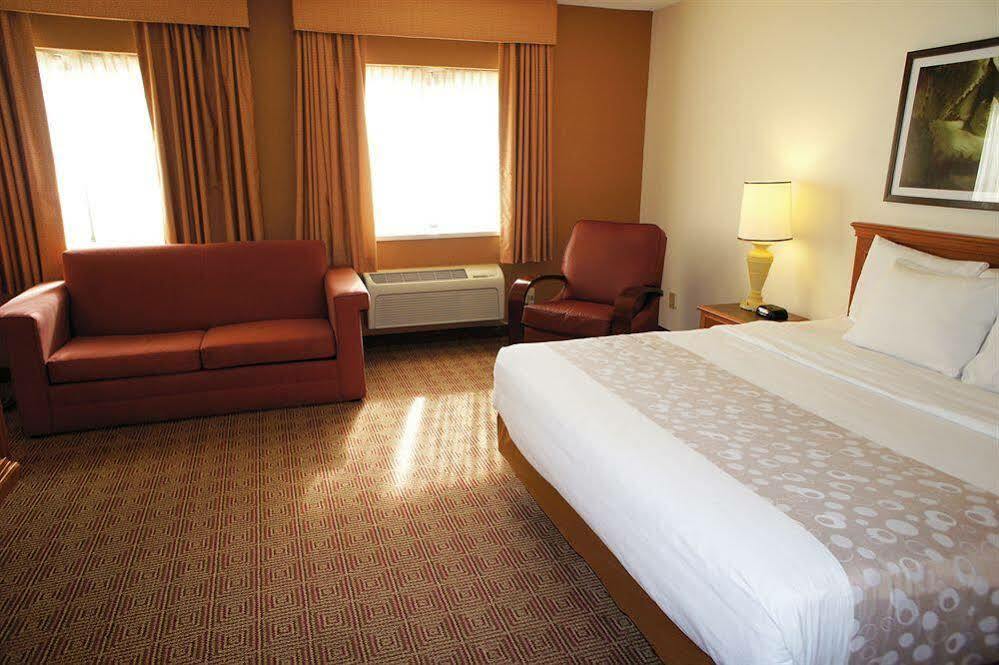 La Quinta By Wyndham Raleigh Durham Intl Ap Hotel Morrisville Exterior photo
